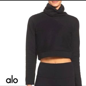 Alo yoga soleil cropped black turtleneck